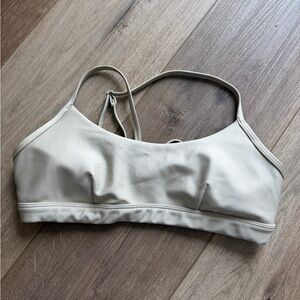 ALO Yoga Airlift Sports Bra
